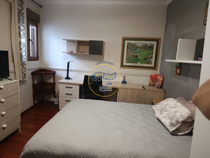 Foto dd5d757f-644a-420b-9541-4973573e4ae1. Casa a Centro Ontinyent