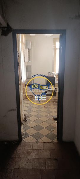 Foto bd7d9217-ce71-4443-a3a3-d064ab686682. Casa atención inversores!!! exclusiva de edificio con 600m2 para su completa reforma en Ontinyent