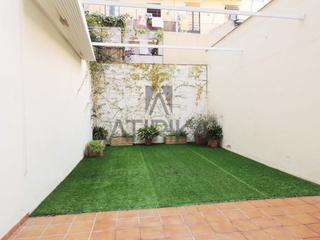 Edifici a El Camp d´en Grassot i Gràcia Nova. Edificio con múltiples posibilidades en gràcia