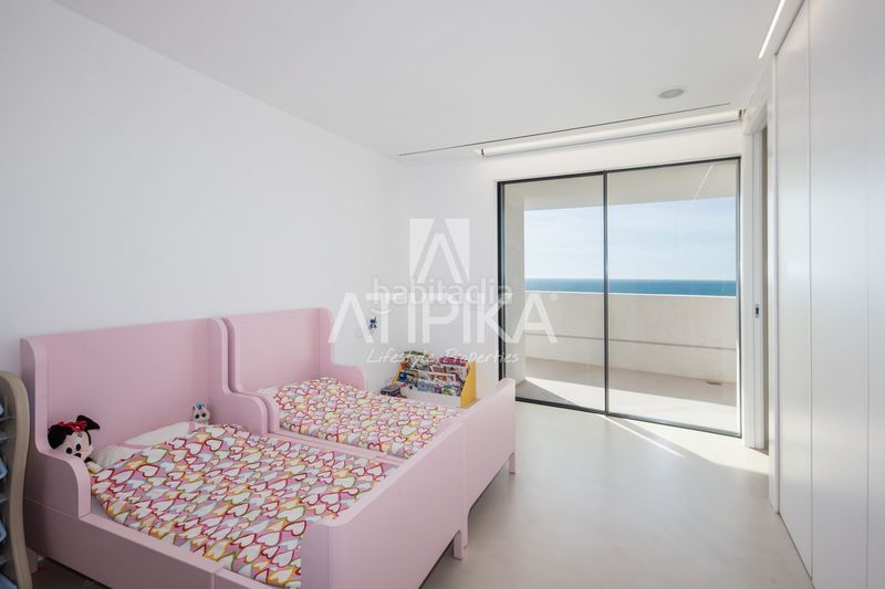 Foto 9d4e6106-2114-4a46-b124-634af5613716. Casa amb calefacció aparcament piscina a Bellamar Castelldefels