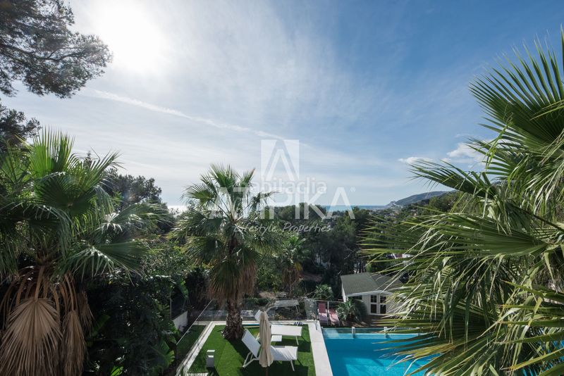 Foto ba399065-78a4-455d-b376-0039457385cb. Casa amb calefacció aparcament piscina a Bellamar Castelldefels