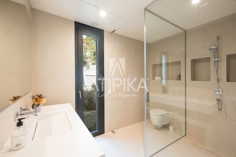 Foto bd71b5ee-b6d1-4813-922c-fdd3c4691308. Casa amb calefacció aparcament piscina a Bellamar Castelldefels