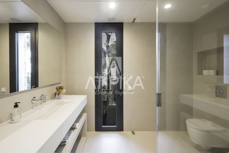 Foto f0767c31-c55b-4939-8728-8558488f09d2. Casa amb calefacció aparcament piscina a Bellamar Castelldefels
