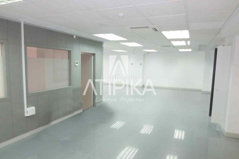 Foto 42ef0820-d9cf-429a-8082-41e919b7b4de. Miete büro in Sants-Badal Barcelona