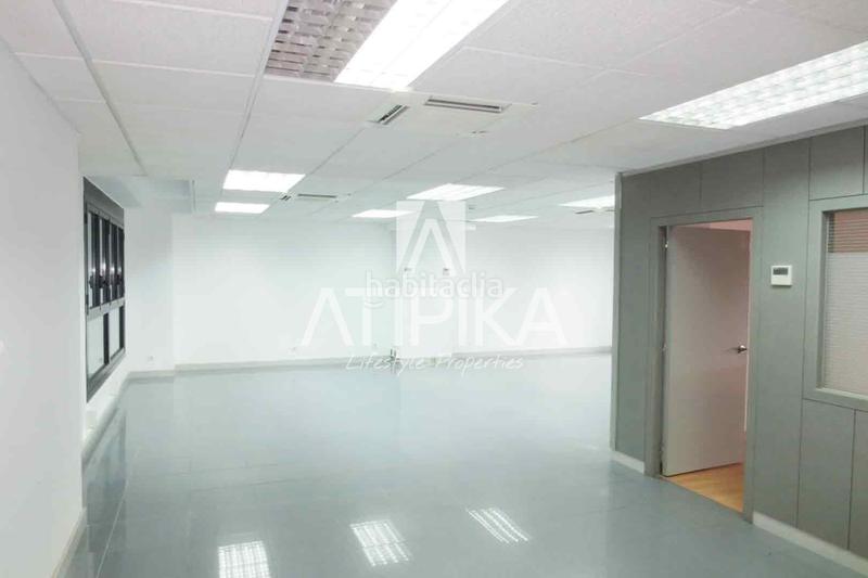 Foto 890632a2-a05a-4878-b0dc-7905c9850c93. Miete büro in Sants-Badal Barcelona