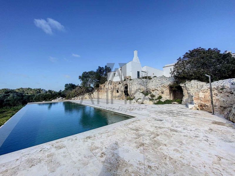 Foto a8e894c8-1a66-4699-9a33-5e15ea1be2a0. Masia amb calefacció piscina a Alaior poble Alaior