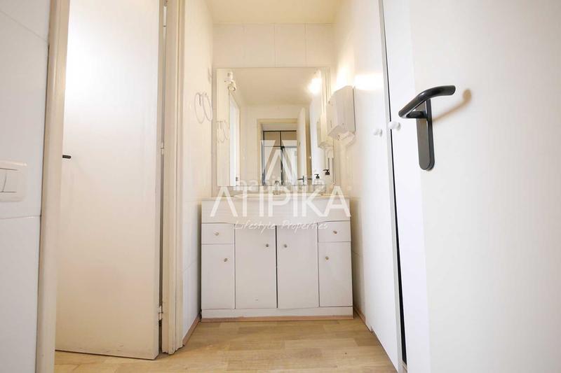 Foto 860c37c7-7237-471b-882b-8876a513566a. Miete büro in Dreta de l´Eixample Barcelona
