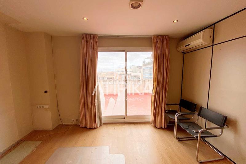 Foto 15ad023b-bf2d-480f-85e4-8b3b28afe183. Rent office space in Dreta de l´Eixample Barcelona