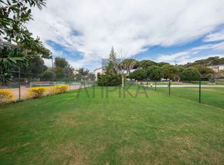 Terreno residencial  De la riera. Parcela totalmente plana con buena orientación en sant andreu de