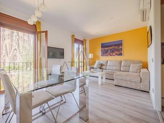 Miete Etagenwohnung in Sagrada Família. Piso en alquiler temporal frente a la sagrada familia