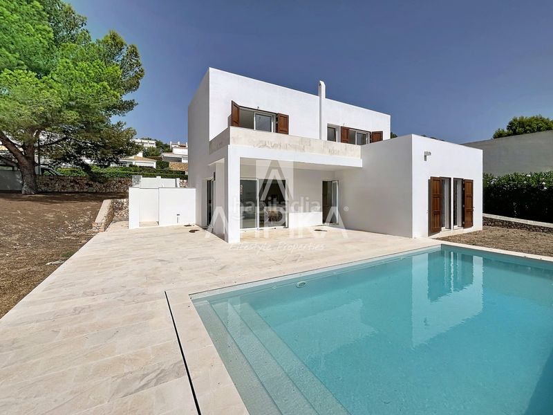 Foto ab5301fc-6082-44d3-b210-daa6a13d2ce8. Casa amb aparcament a Coves Noves Es Mercadal