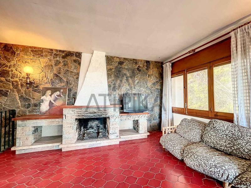 Foto 6f6068aa-878c-4739-b313-3f7bc84df579. Maison avec piscine dans Montmar Castelldefels