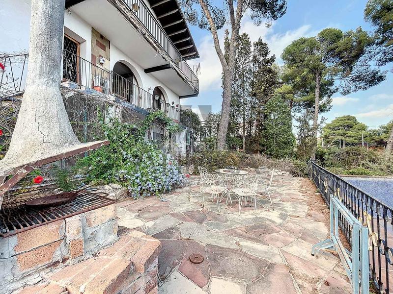 Foto 7263955d-31d3-4f5a-b98d-a077b3127770. Maison avec piscine dans Montmar Castelldefels
