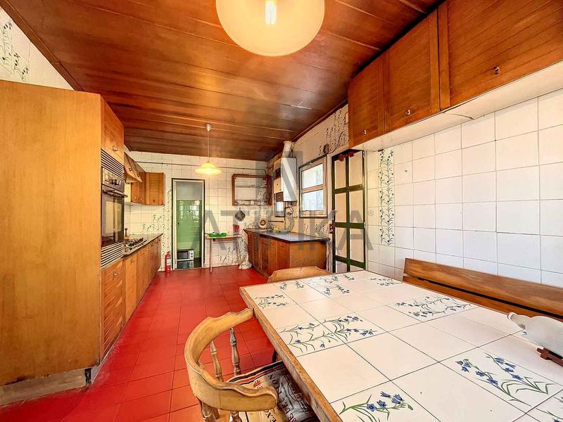 Foto e1a5e810-5d8e-4722-9cdd-73f5317bd7ba. Maison avec piscine dans Montmar Castelldefels