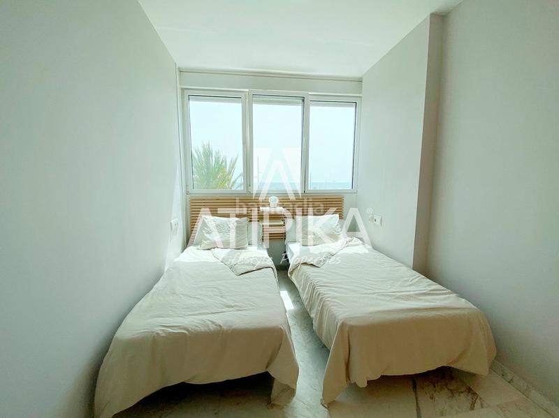 Foto e5c9aa85-112b-46d7-bd23-49e5a85df8ee. Alquiler piso exclusiva propiedad en alquiler temporal y en venta con vistas panorámicas al mar en diagonal mar en Barcelona