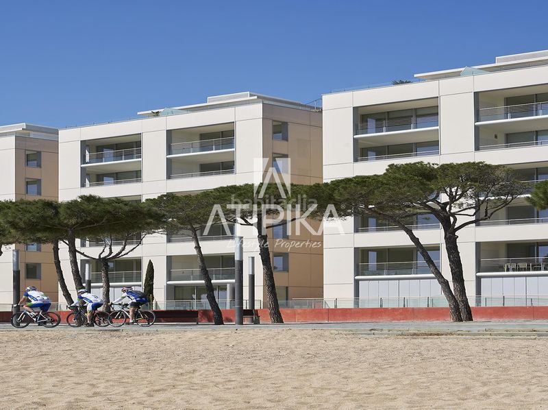 Foto aa371c37-7abb-4426-9f27-4415545e54a6. Pis amb calefacció piscina a Centre-Platja Platja d´Aro