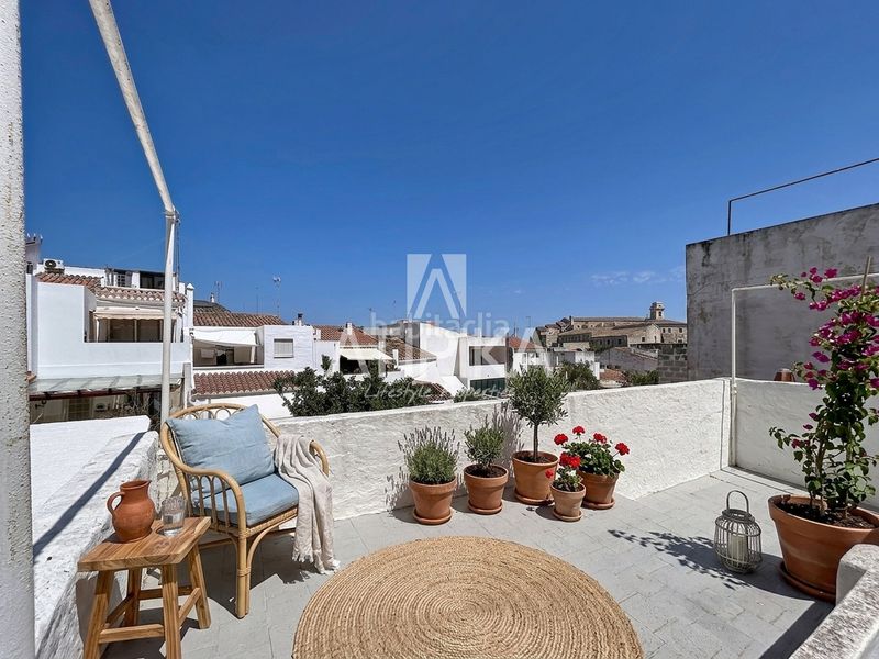 Foto f3df889f-da61-40b1-a4b2-85b3527f119b. Casa a Centre Històric Maó / Mahón