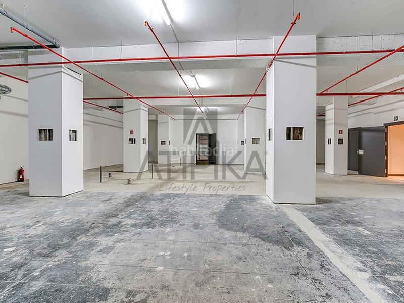 Foto f8592509-f727-4f0d-b720-ed3366e2d44d. Alquiler oficina espacio para uso sanitario en alquiler en sant gervasi en Barcelona