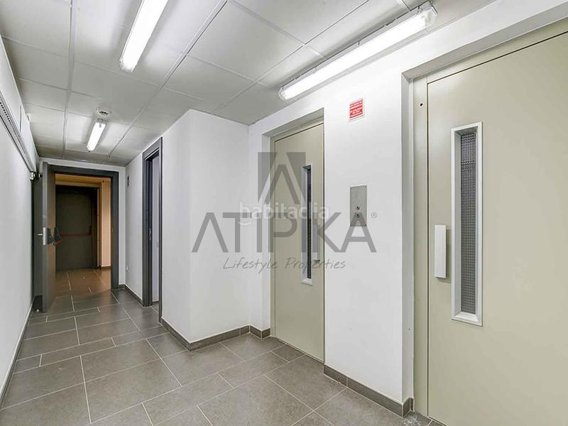 Foto ffa46b2d-55e0-4f72-928c-a764849481b1. Location bureau dans Tres Torres Barcelona