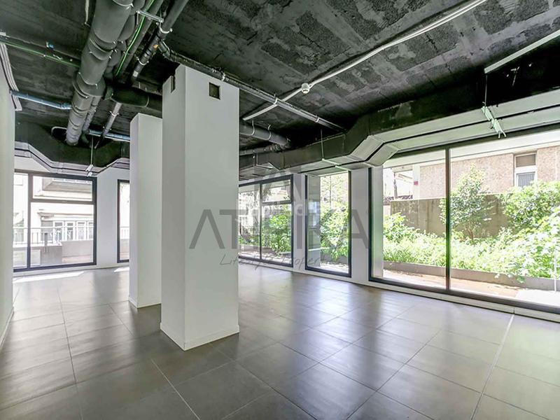 Foto f15d3da8-bf78-4bc8-bb97-d4344260e496. Rent office space in Tres Torres Barcelona