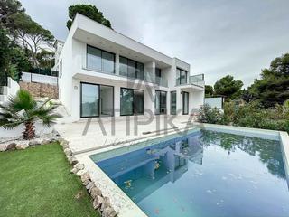 Casa  Canigo. Propiedad de obra nueva en venta en calonge