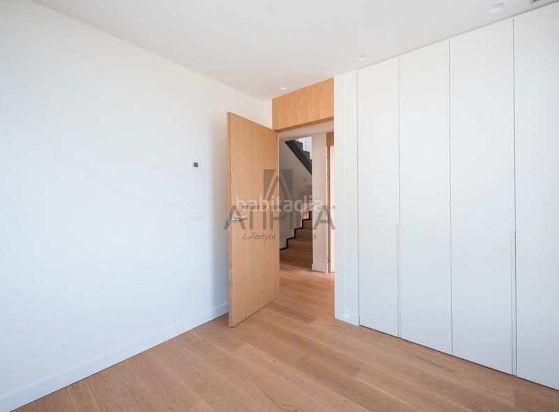 Foto 12bf67bb-41de-40e4-a744-2404a4ccfdff. Casa con parcheggio piscina in Sarrià Barcelona