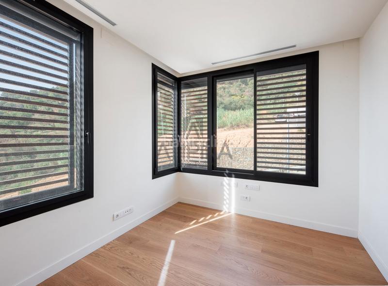 Foto 1eee42b5-2c6d-487e-8751-1e98f84c13b6. Casa con parcheggio piscina in Sarrià Barcelona