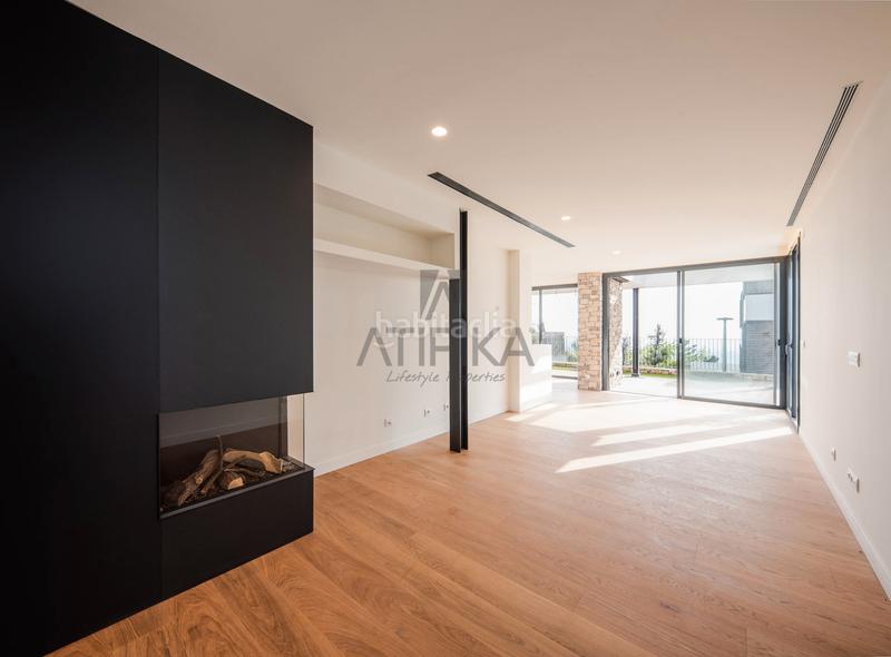 Foto 4427252d-41d1-4376-954b-e821531d6c82. Casa con parcheggio piscina in Sarrià Barcelona