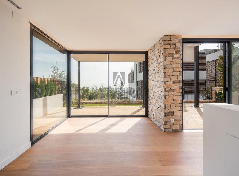 Foto 75c00da0-9de6-408f-986d-16d86b7108ae. Casa con parcheggio piscina in Sarrià Barcelona