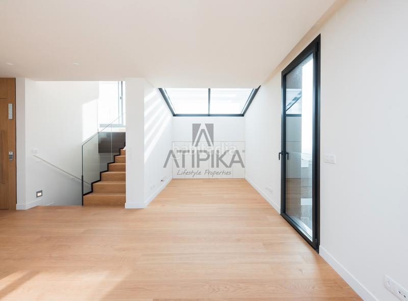 Foto 7627ed6a-e0e5-424c-ae82-f65ecb8a8e25. Casa con parcheggio piscina in Sarrià Barcelona