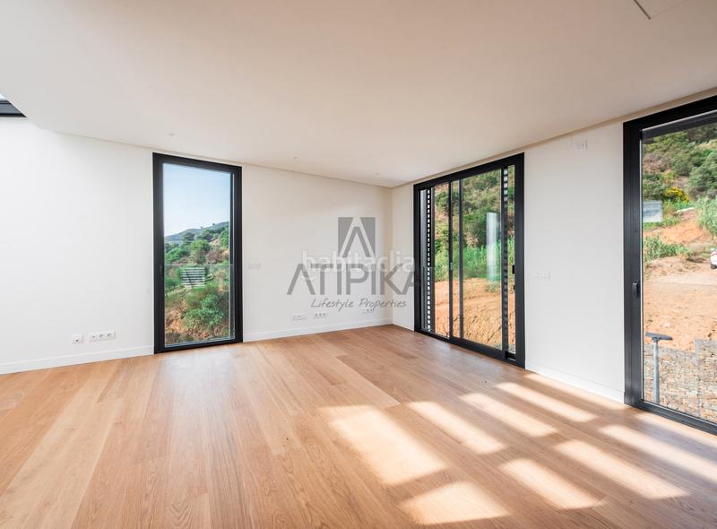 Foto ff8ca882-7b29-4d07-8e28-05b79e08f922. Casa con parcheggio piscina in Sarrià Barcelona