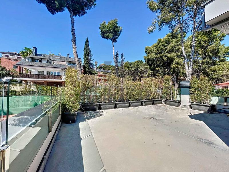 Foto 0a300037-ccc9-4a51-a3c6-1362603705d5. Casa con riscaldamento parcheggio piscina in Montmar Castelldefels