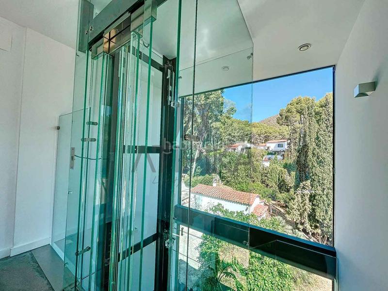 Foto 253e0b99-3467-4571-b622-10e5e3198b79. Casa con riscaldamento parcheggio piscina in Montmar Castelldefels