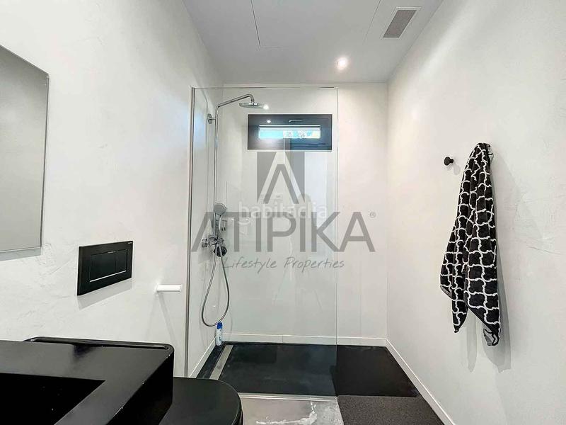 Foto 64d893bf-68d3-44b8-9b34-bf338d7d90fd. Casa con riscaldamento parcheggio piscina in Montmar Castelldefels