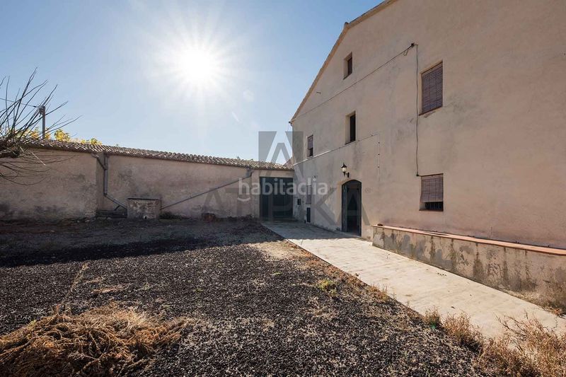 Foto 804d4e6d-ed17-49d0-8487-3b9dc71b14ed. Masía finca con 100.000m2 de viñedos y dos casas señoriales en venta a 20 minutos de sitges en Sant Martí Sarroca