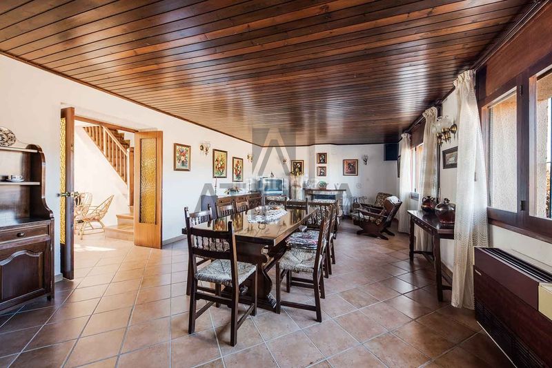 Foto 8aa95cc2-7b28-4f9f-8bc0-3cd7509c63ef. Masía finca con 100.000m2 de viñedos y dos casas señoriales en venta a 20 minutos de sitges en Sant Martí Sarroca