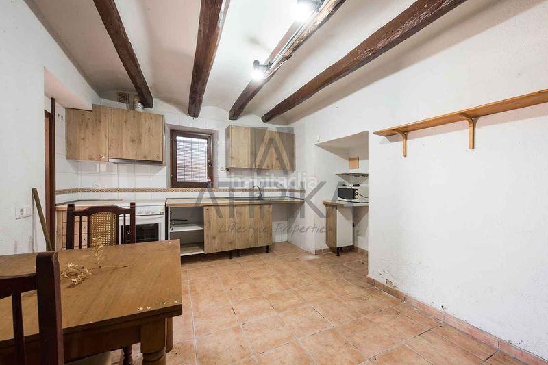 Foto 932323ed-5b71-4c2d-a1fe-aa427bbc3896. Masía finca con 100.000m2 de viñedos y dos casas señoriales en venta a 20 minutos de sitges en Sant Martí Sarroca