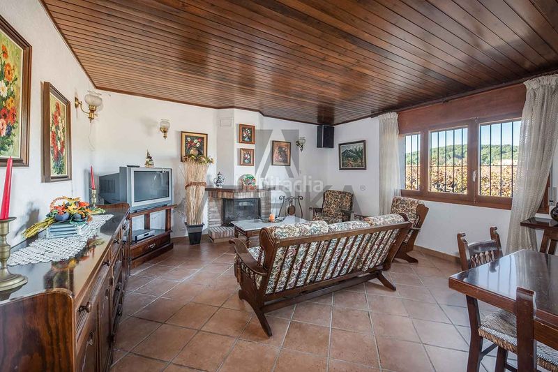 Foto dfba3439-b109-4c2a-97e4-0102c74f4bcd. Masía finca con 100.000m2 de viñedos y dos casas señoriales en venta a 20 minutos de sitges en Sant Martí Sarroca