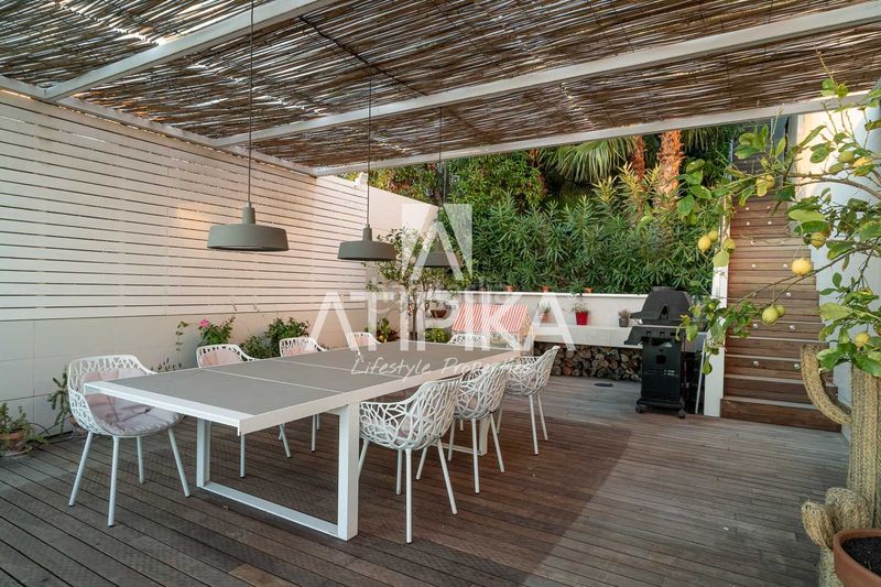 Foto 73641427-4bee-4745-ac92-532eab5fd062. Casa amb aparcament piscina a les botigues de Sitges Sitges
