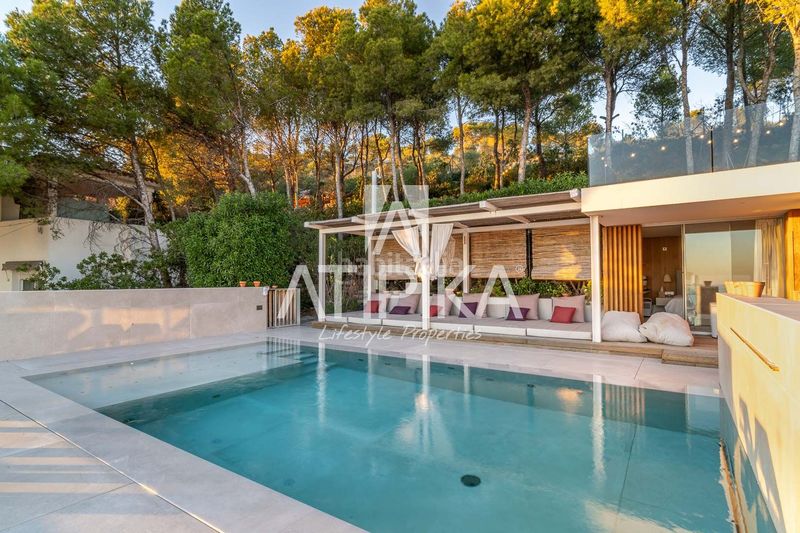 Foto 84e621f3-296d-4bb1-9a2d-acff9c3cb4f7. Casa amb aparcament piscina a les botigues de Sitges Sitges