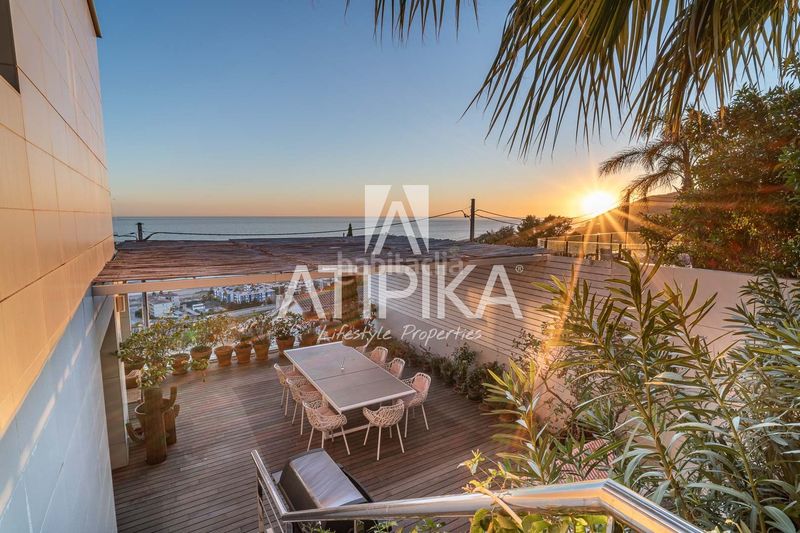 Foto 9a6dba26-81df-49ce-b763-9b93b144422c. Casa amb aparcament piscina a les botigues de Sitges Sitges