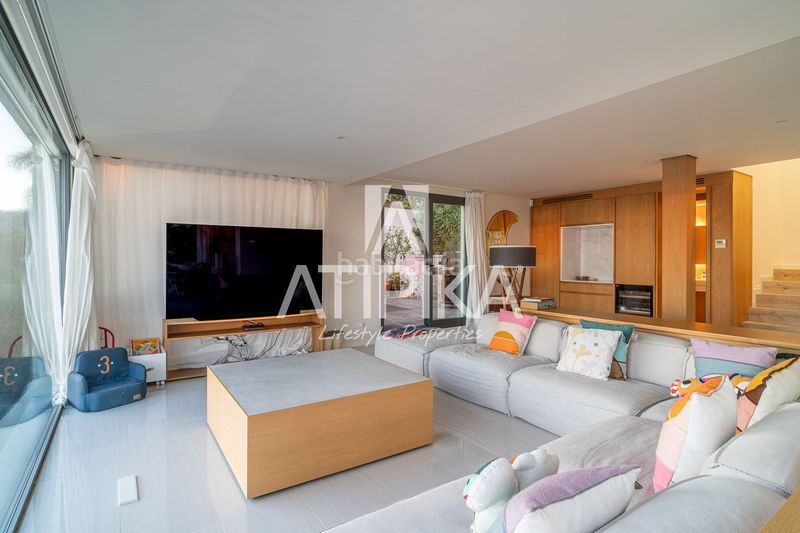 Foto ba7de66d-58e2-405a-af56-58d8f89c2d05. Casa amb aparcament piscina a les botigues de Sitges Sitges