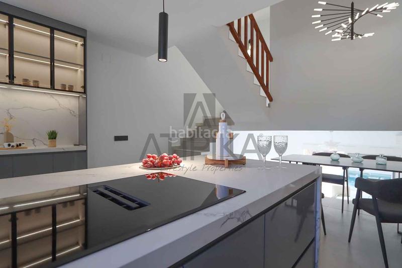 Foto 12848e76-d6a4-4b60-8831-093335654e63. Casa chalet con piscina, recién reformado en vinyetterramar en Sitges
