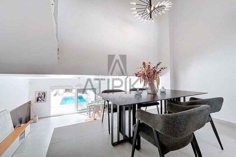 Foto 52bbdf0a-2f89-4232-8703-1e3248b1c3ab. Casa chalet con piscina, recién reformado en vinyetterramar en Sitges