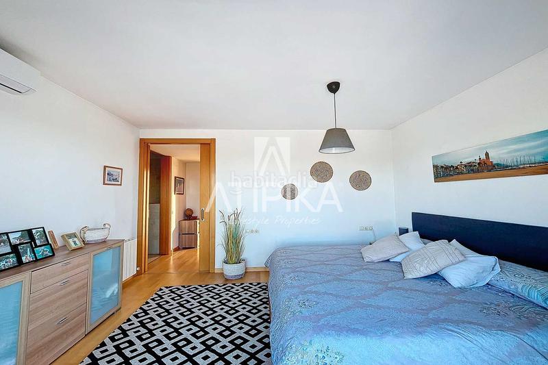 Foto 43e1de50-a5c6-4034-923f-fb7b94b954f4. Casa chalet independiente con piscina en venta la levantina en Sitges