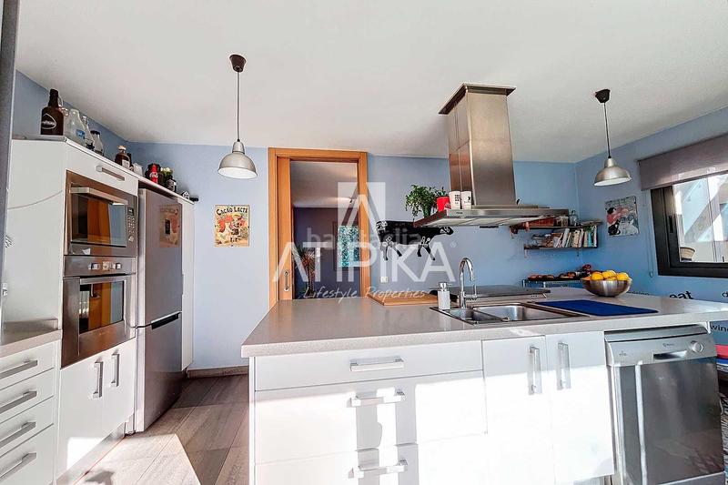 Foto 68425f0e-91bd-4c11-af87-b8a3e927858a. Casa chalet independiente con piscina en venta la levantina en Sitges
