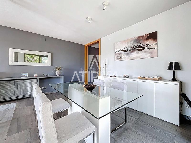 Foto 9b52c9c4-3867-41d1-a143-90ddfc441e06. Casa chalet independiente con piscina en venta la levantina en Sitges