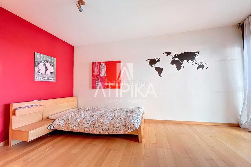 Foto c2cc818b-5079-4984-90f0-4b167c5bff6b. Casa chalet independiente con piscina en venta la levantina en Sitges
