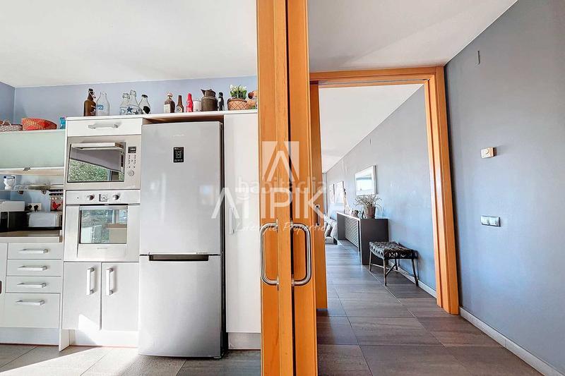 Foto d6e44851-f806-4753-a6e1-f030f278fe44. Casa chalet independiente con piscina en venta la levantina en Sitges