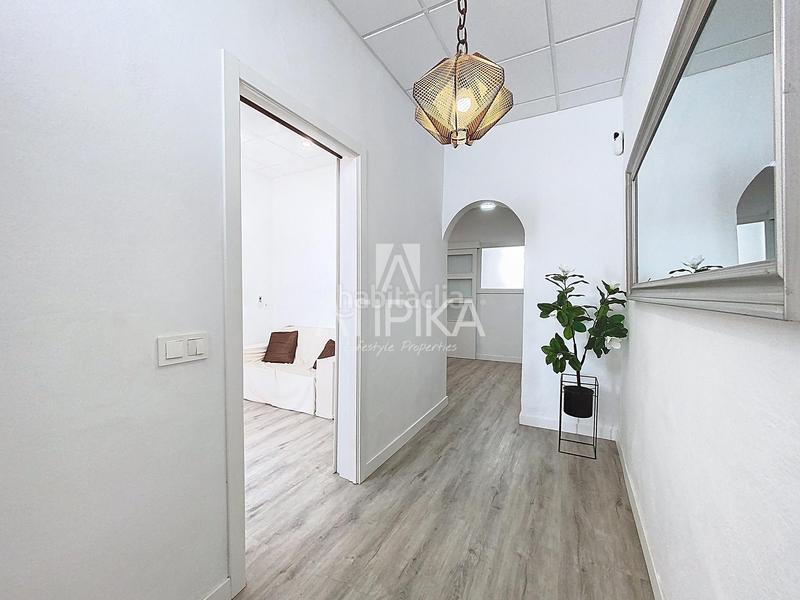 Foto 21bf7d60-cf0b-4b31-9bca-940a6f8a10b6. Casa  reformada en venta en el centro de mahón 349.000 en Maó